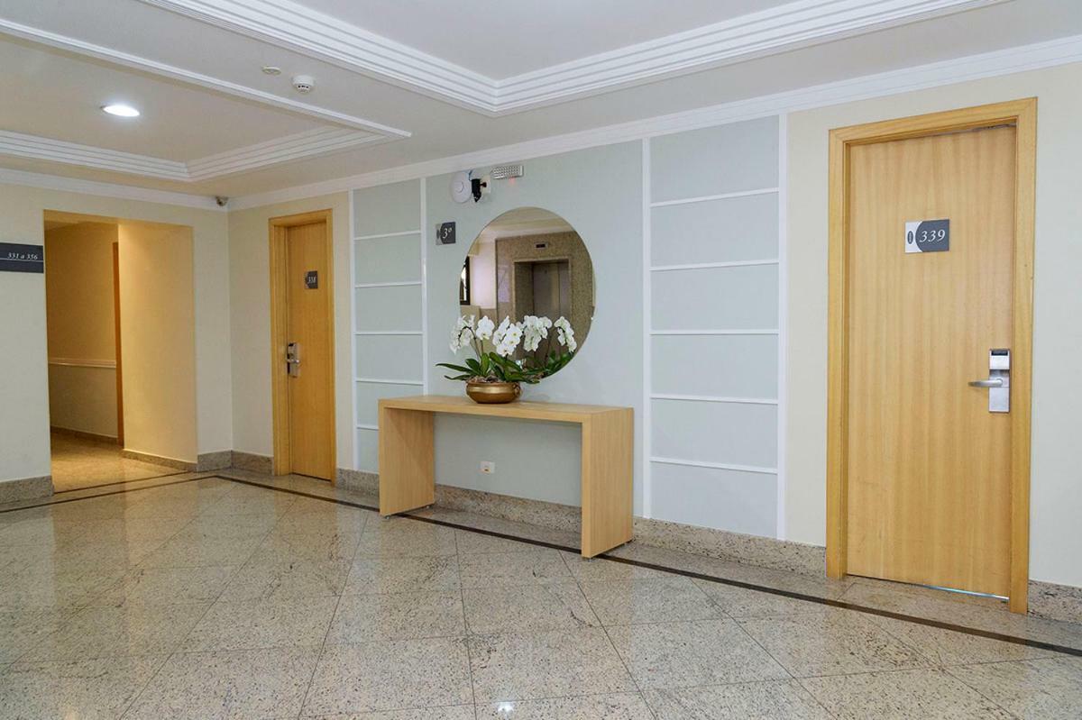 Hotel Domani กัวรูยุส ภายนอก รูปภาพ