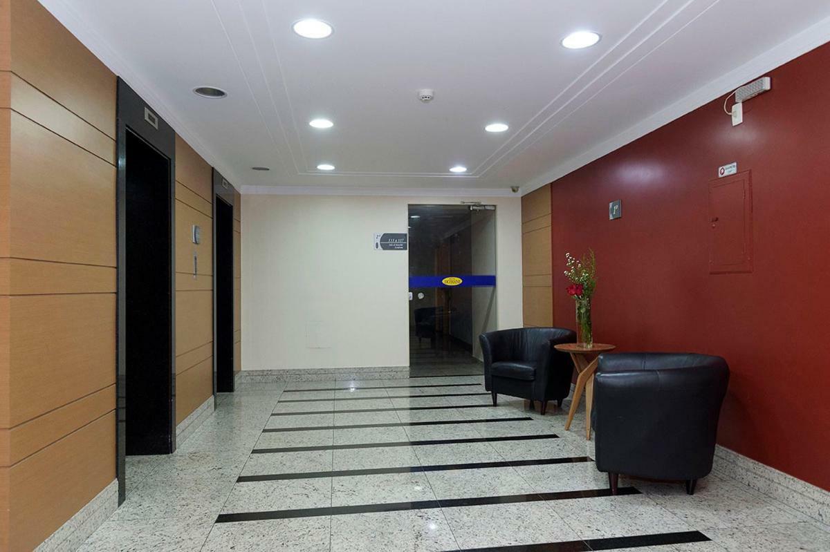 Hotel Domani กัวรูยุส ภายนอก รูปภาพ
