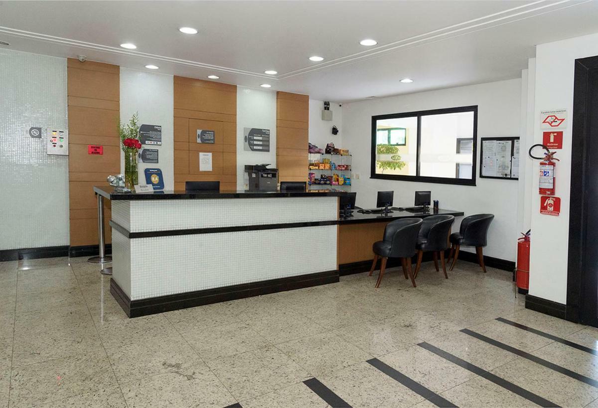 Hotel Domani กัวรูยุส ภายนอก รูปภาพ